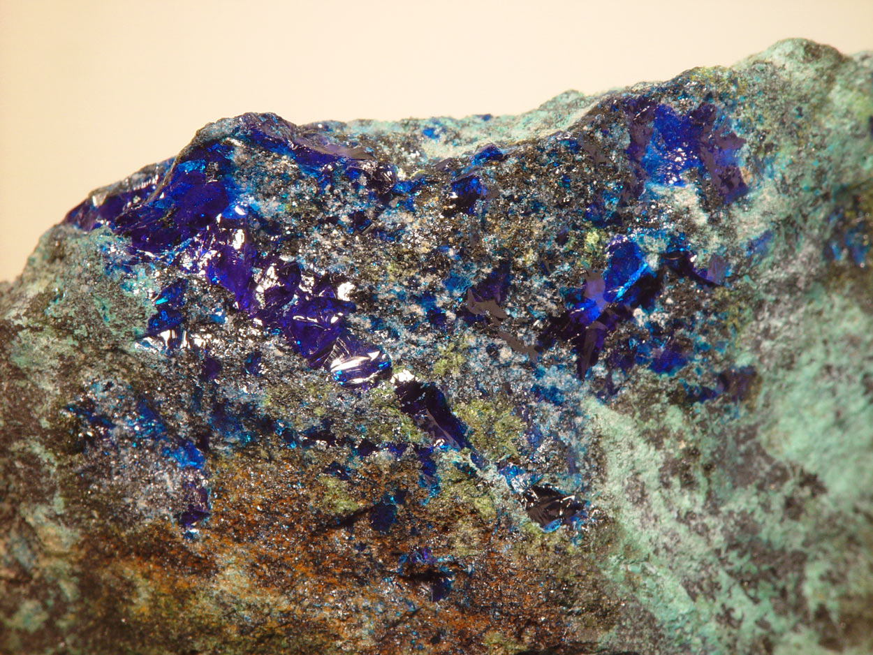 Chalcomenite & Derriksite