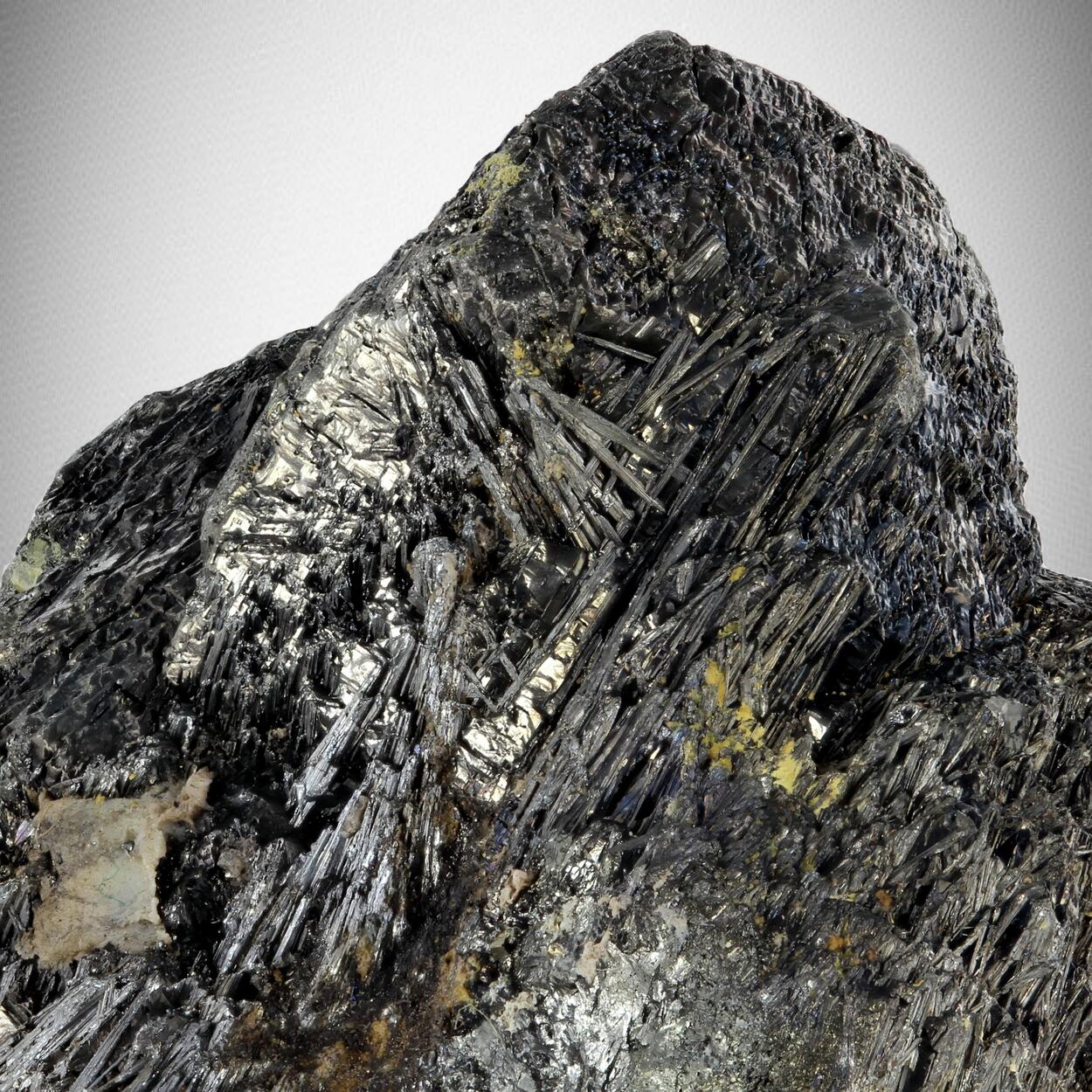 Stannite With Zinkenite