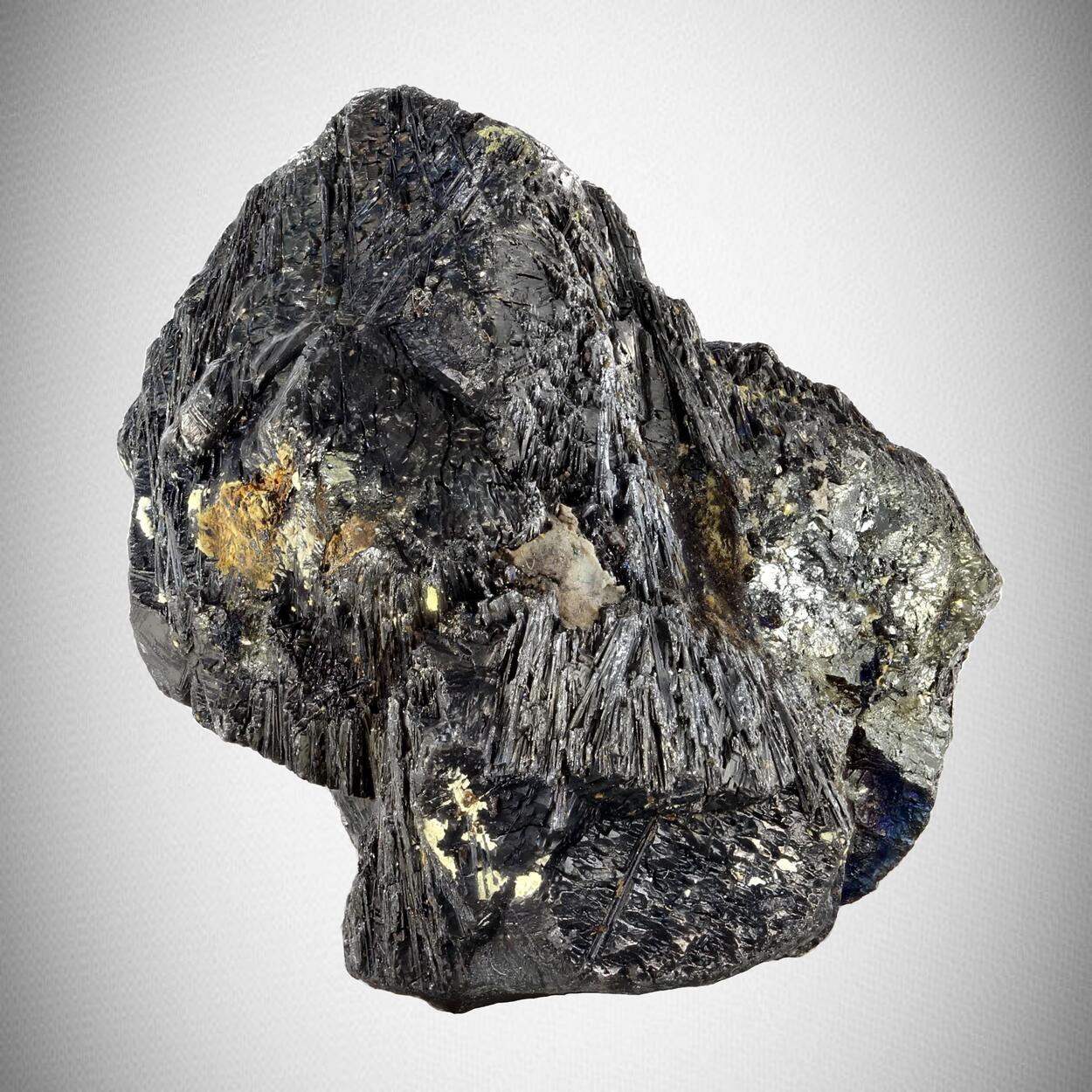 Stannite With Zinkenite