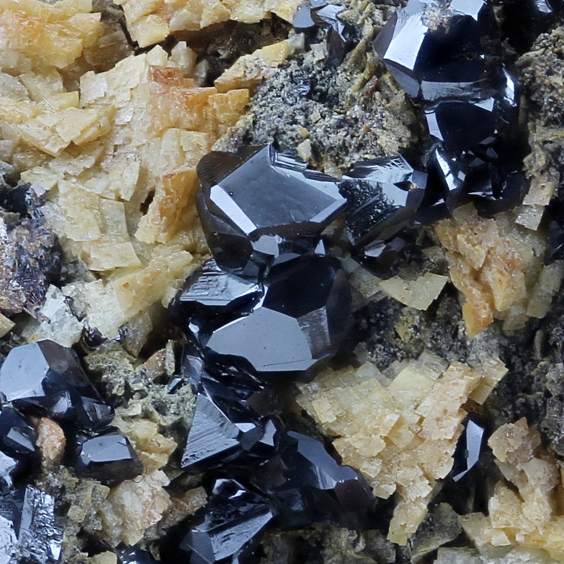 Sphalerite With Dolomite