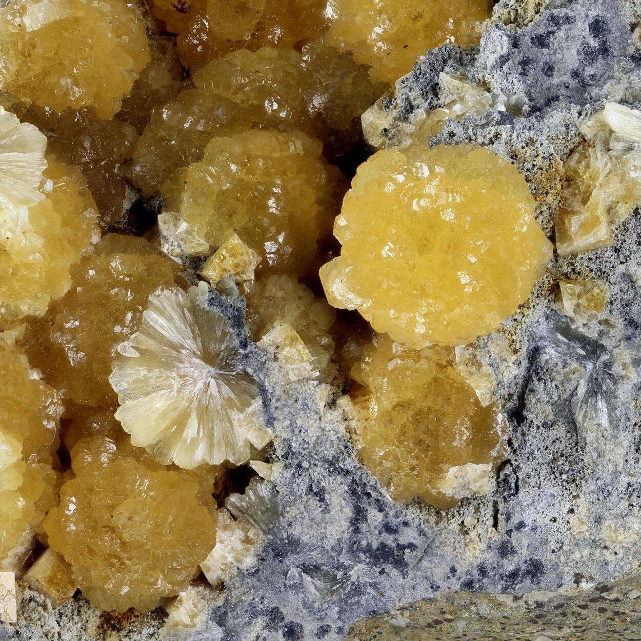 Stilbite With Chabazite