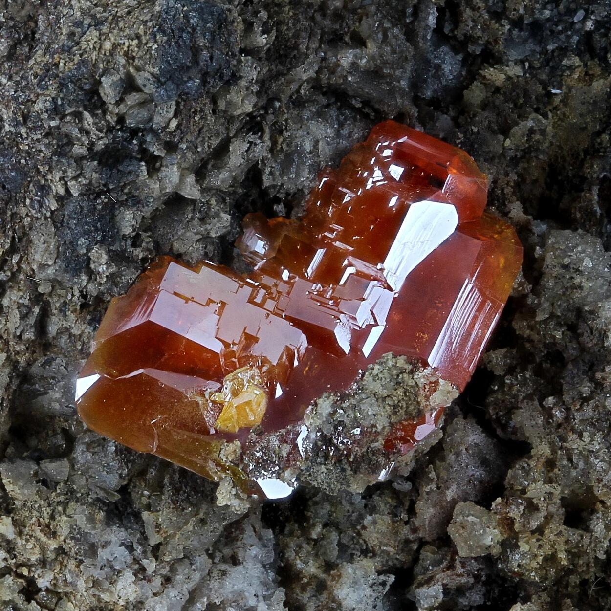Wulfenite