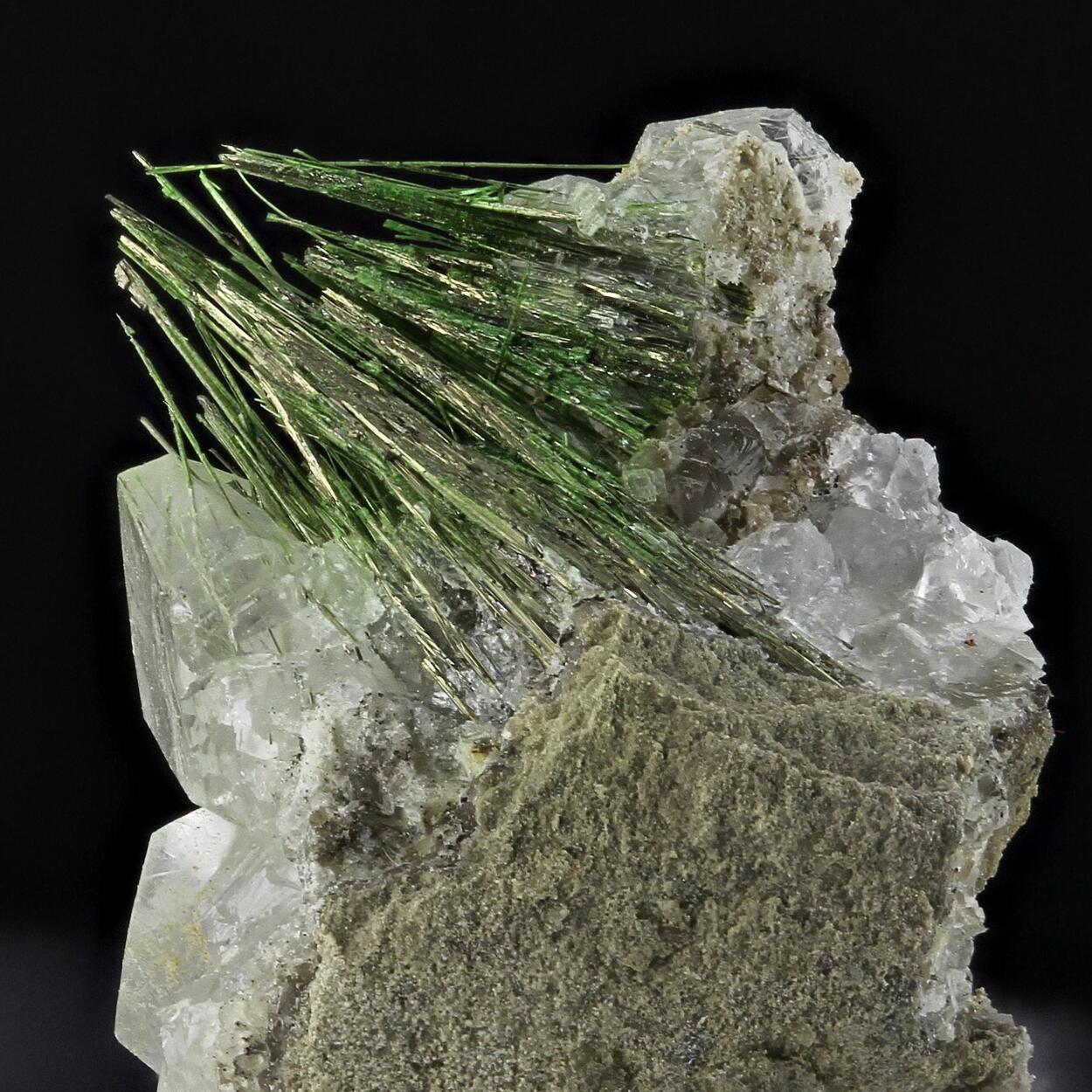 Millerite With Honessite