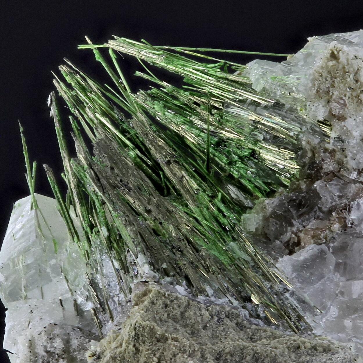 Millerite With Honessite