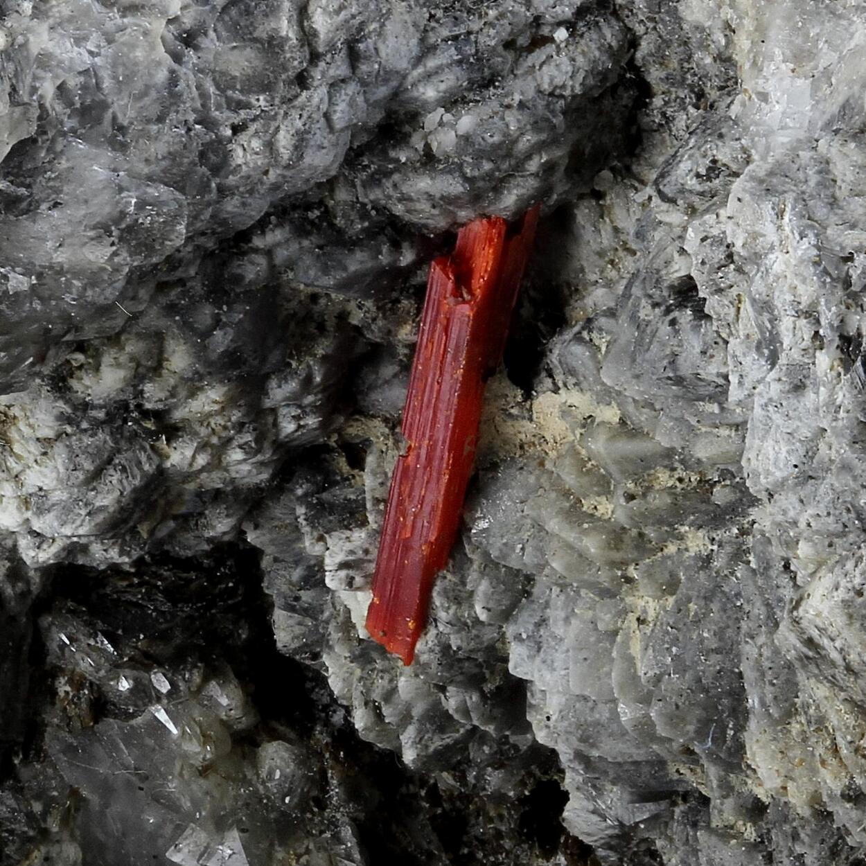 Realgar With Colemanite