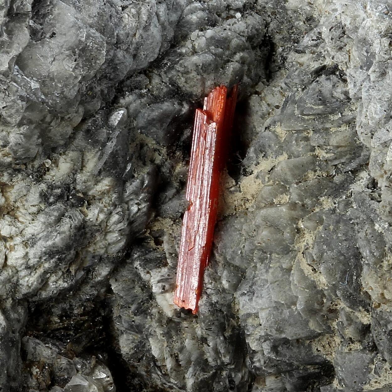 Realgar With Colemanite