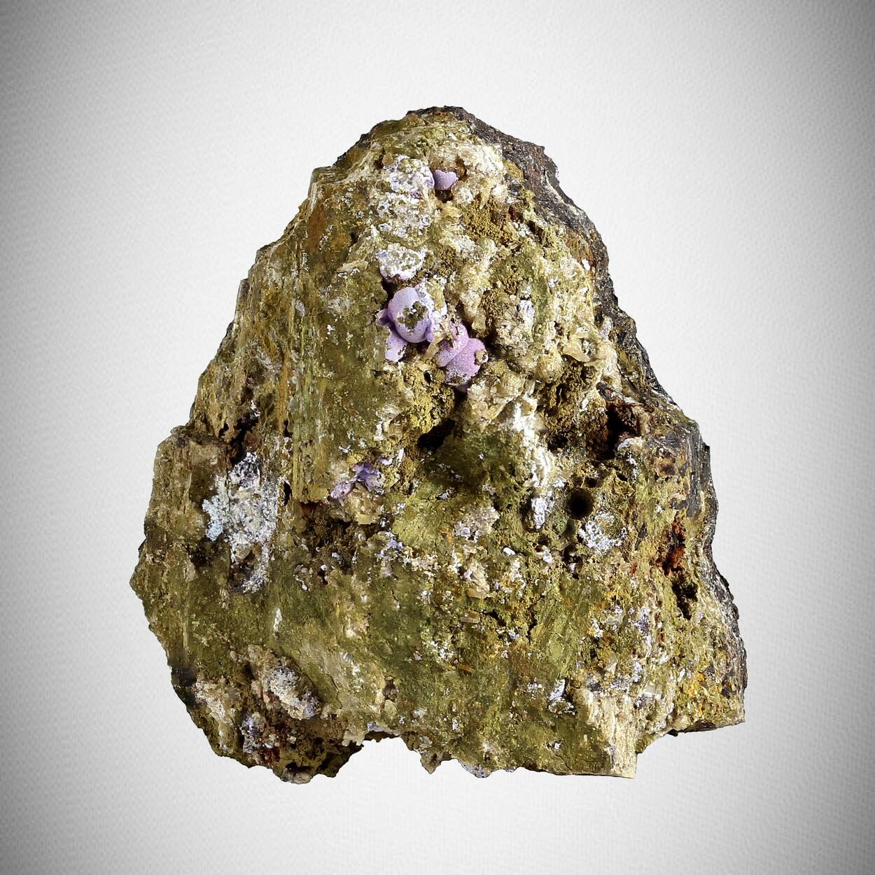 Phosphosiderite With Sicklerite & Hureaulite