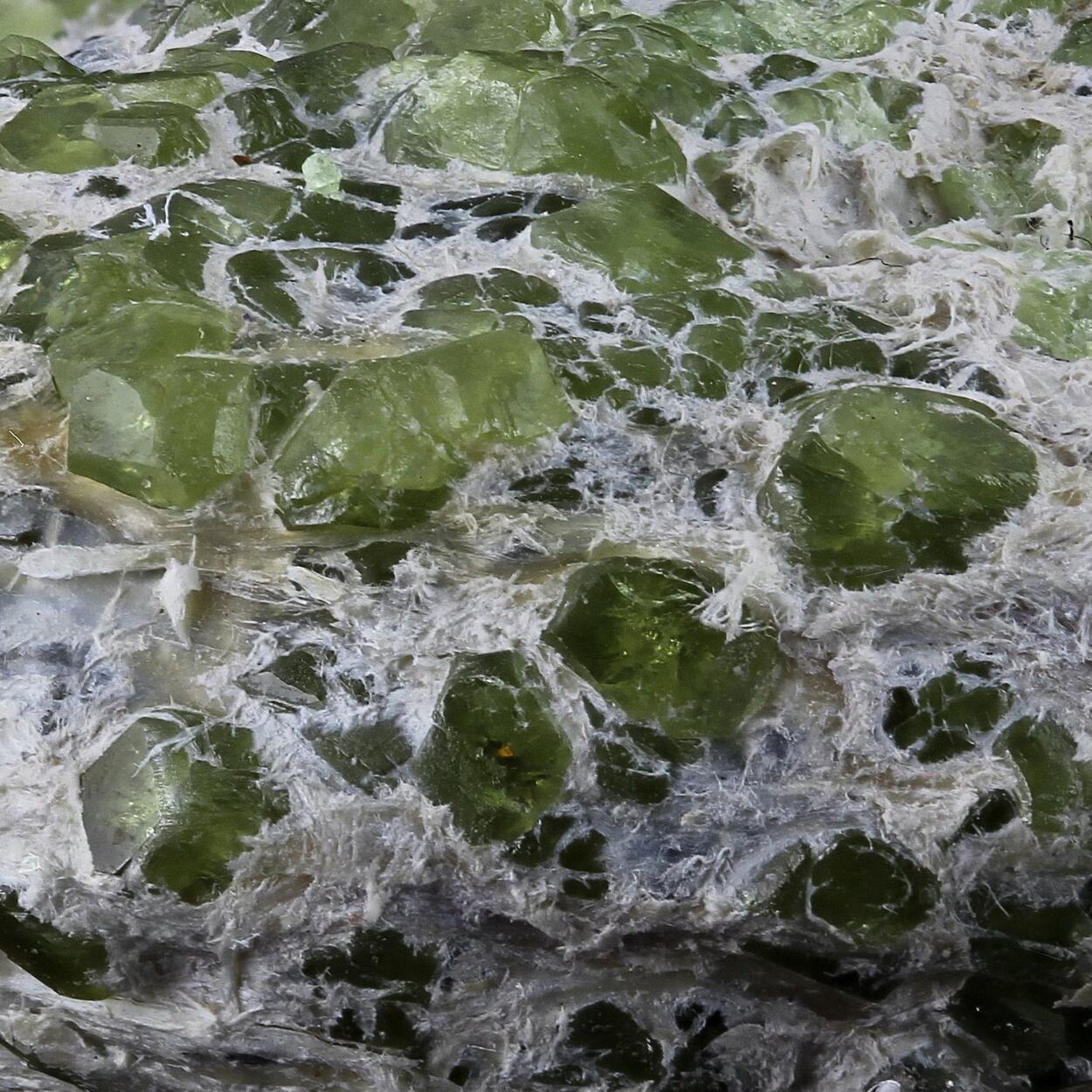 Demantoid With Asbestos