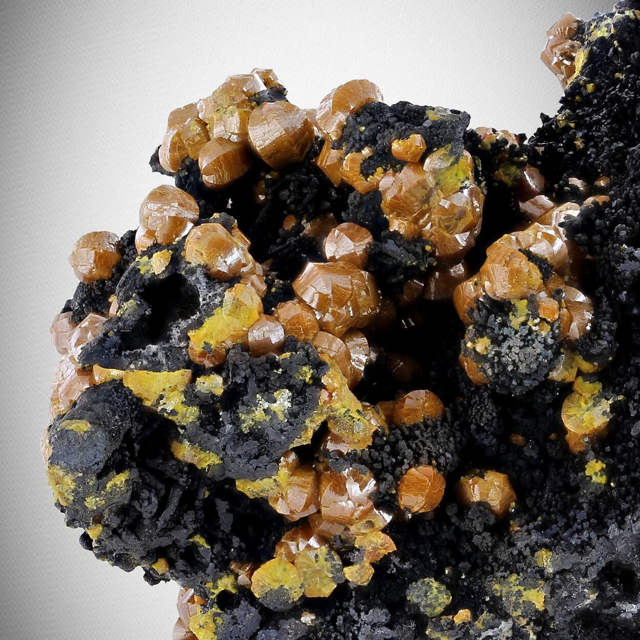 Campylite With Coronadite