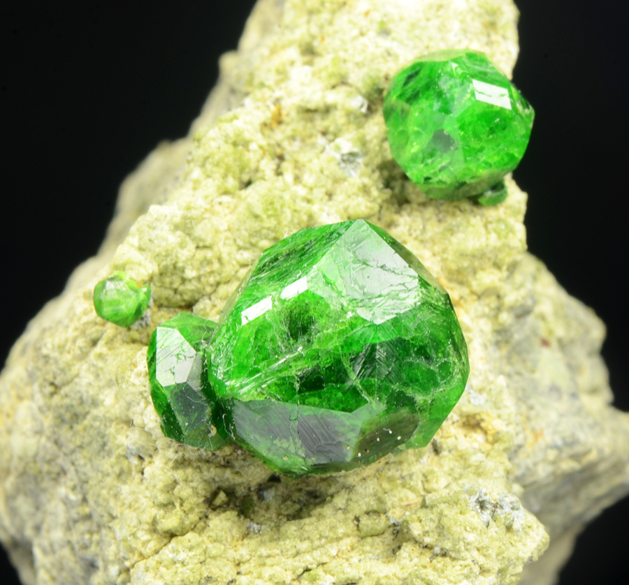 Demantoid