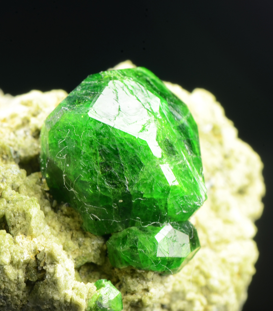 Demantoid