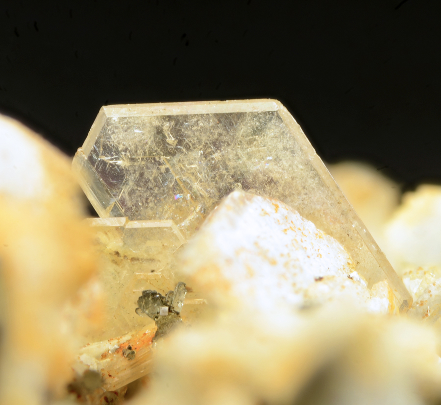 Catapleiite Ancylite-(Ce) & Analcime