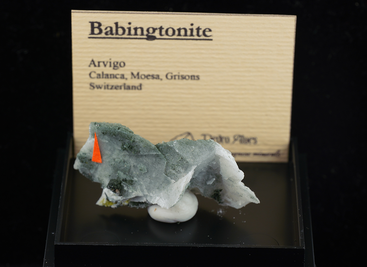Babingtonite & Hedenbergite