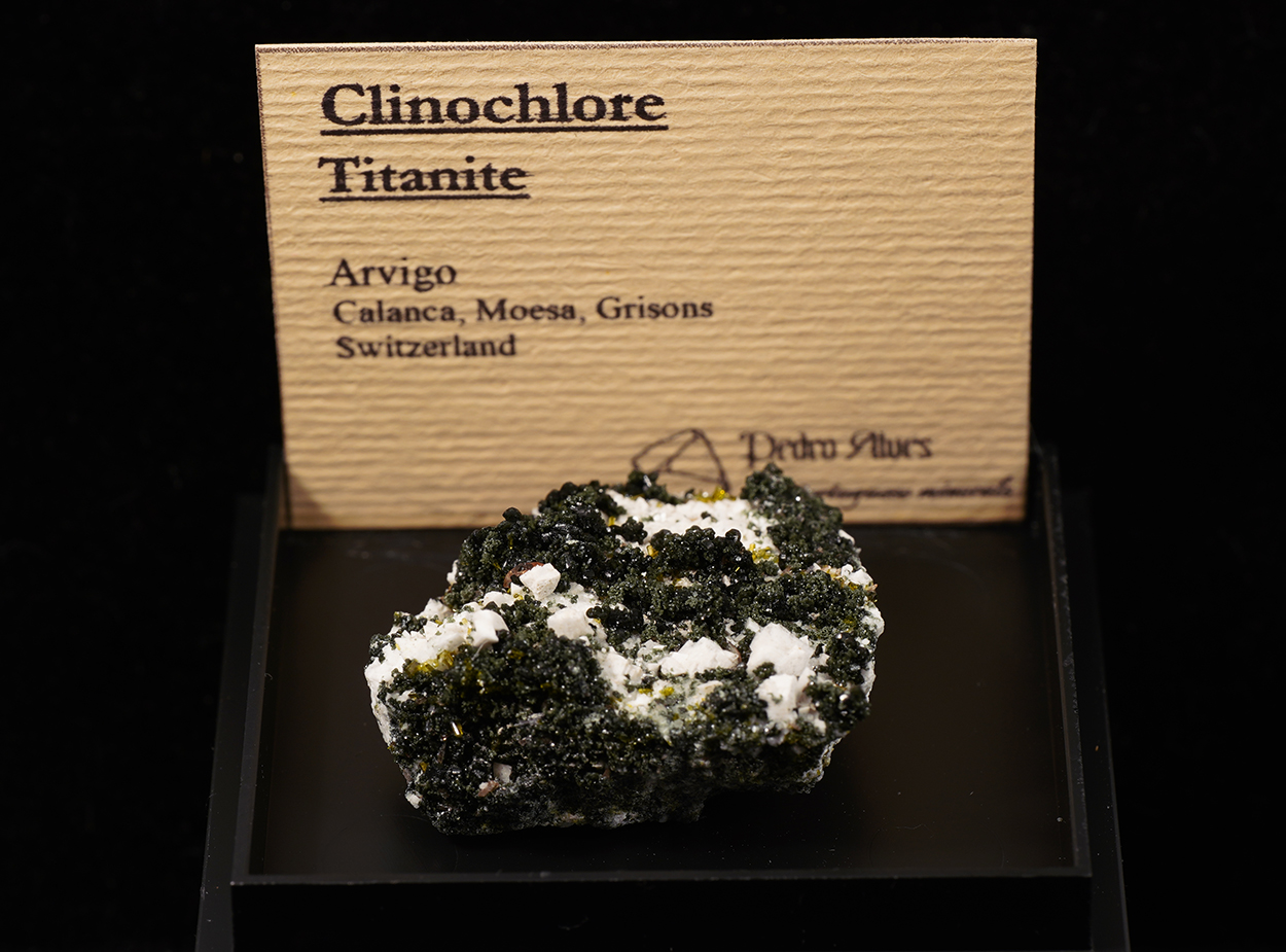 Titanite Clinochlore & Epidote