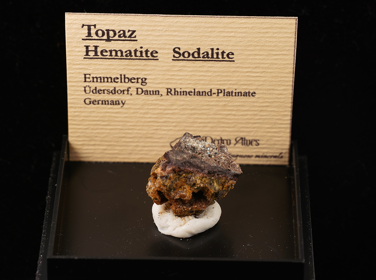 Topaz Hematite & Sodalite