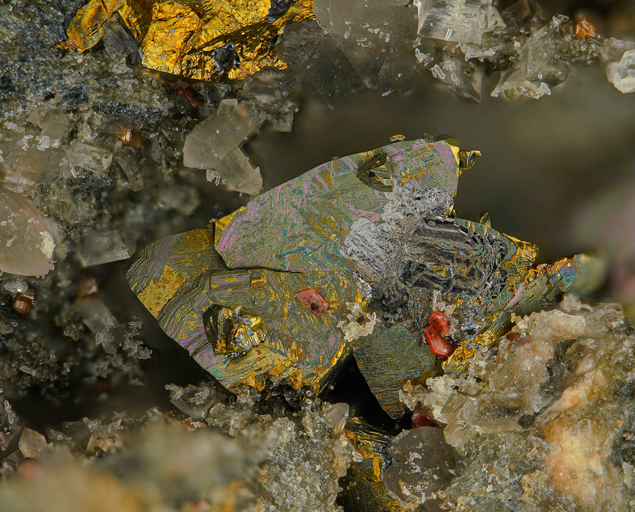 Chalcopyrite Synchysite-(Ce) & Anatase