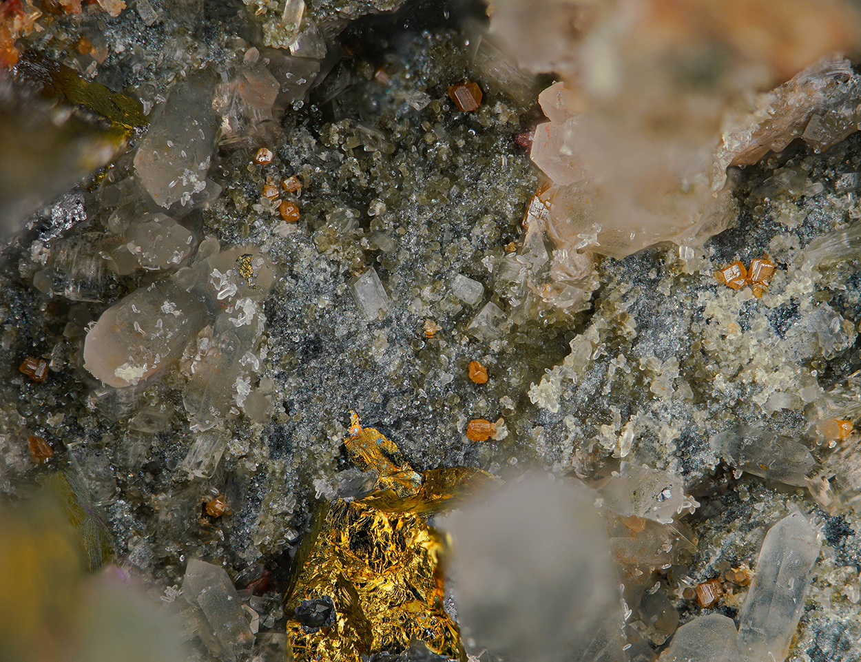 Chalcopyrite Synchysite-(Ce) & Anatase