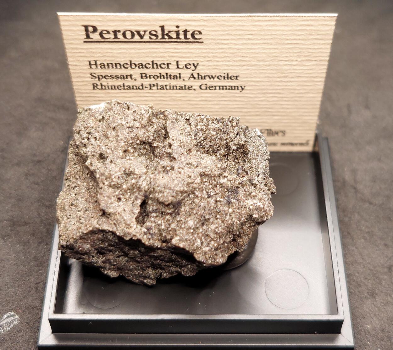Perovskite