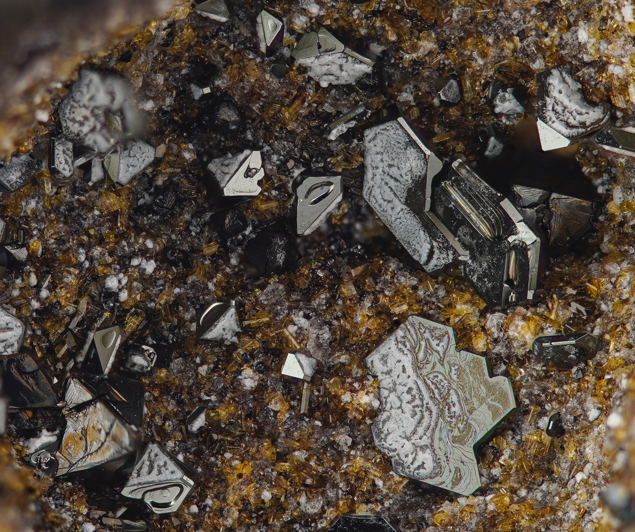 Hematite & Pseudobrookite