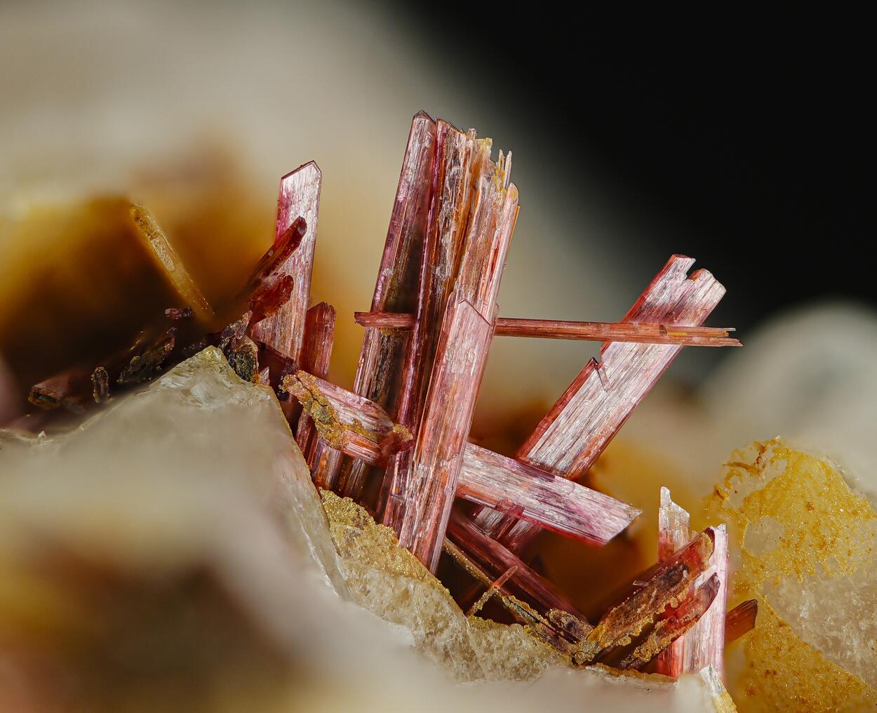 Erythrite