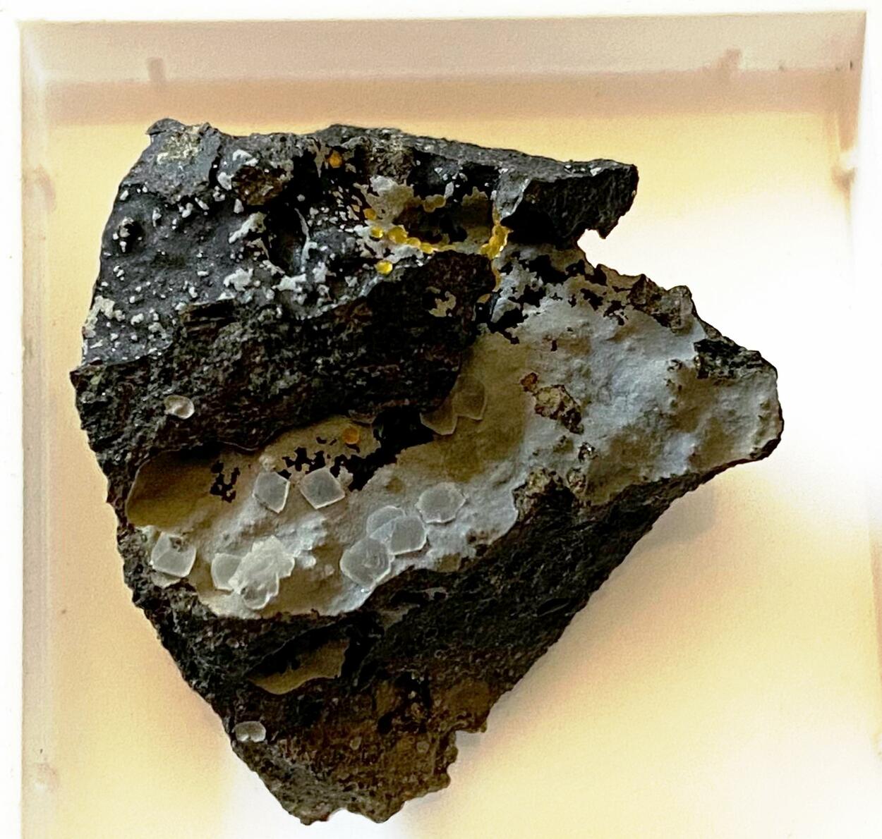 Faujasite-Na Erionite-K Phillipsite-K