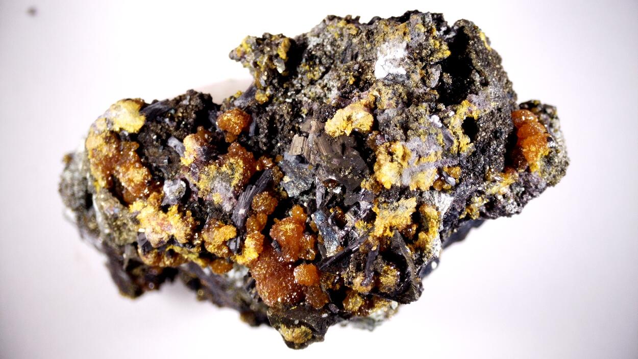 Hutchinsonite & Orpiment