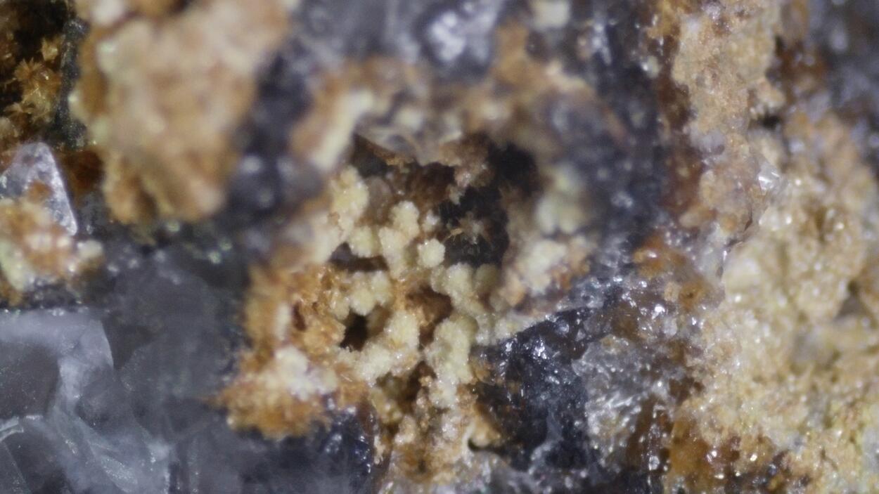 Cobaltlotharmeyerite