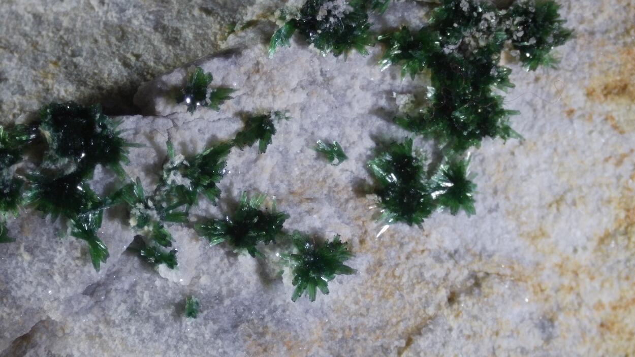 Olivenite