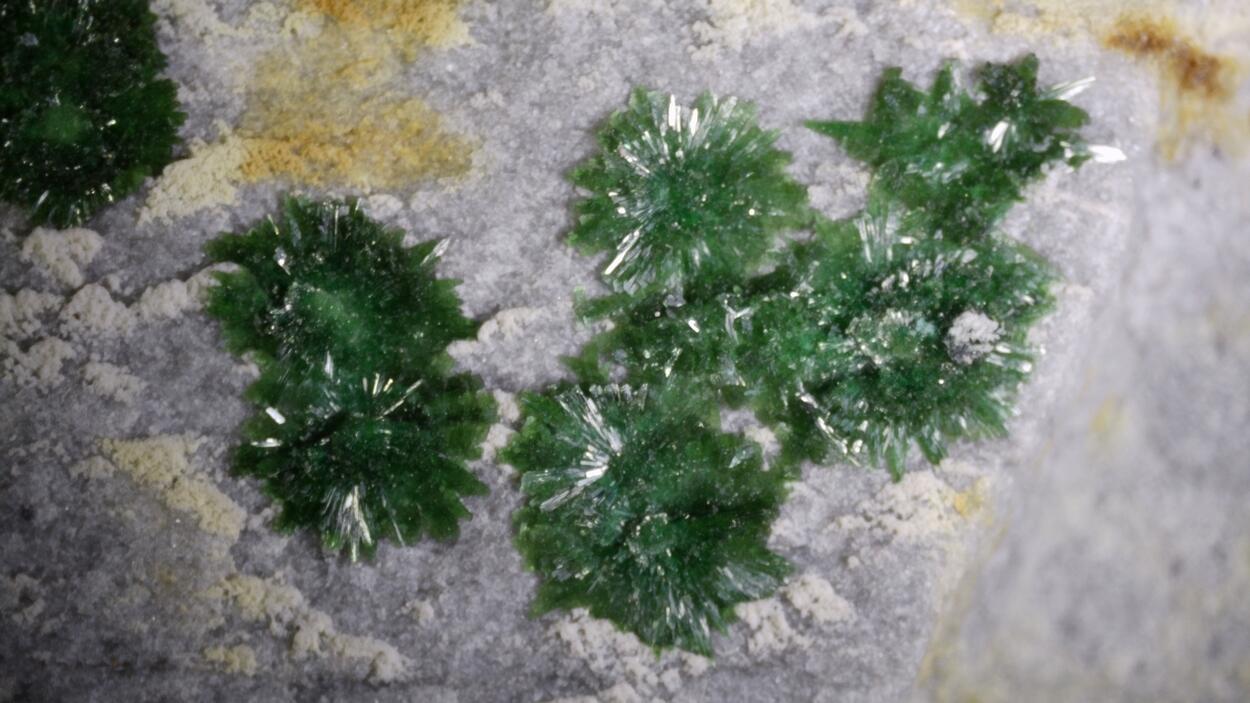 Olivenite