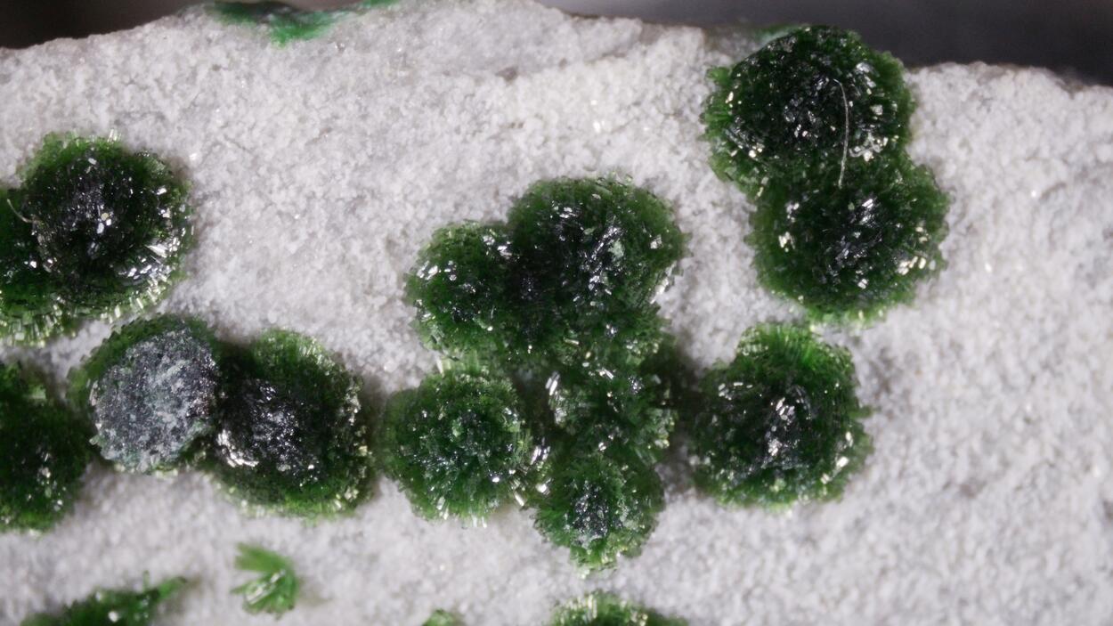 Olivenite