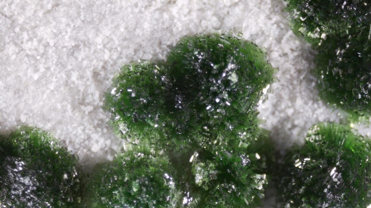 Olivenite