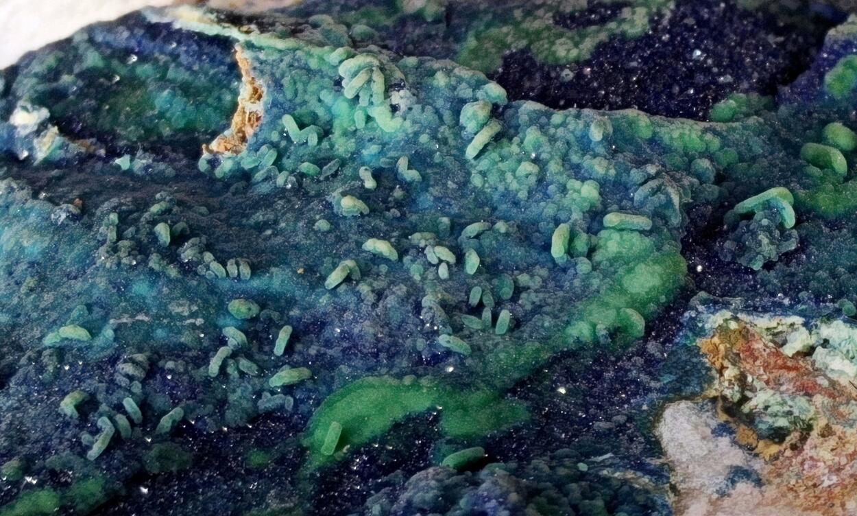 Zincolivenite Psm Wulfenite