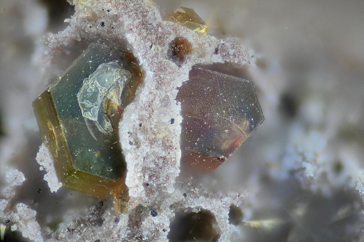 Chayesite & Roedderite