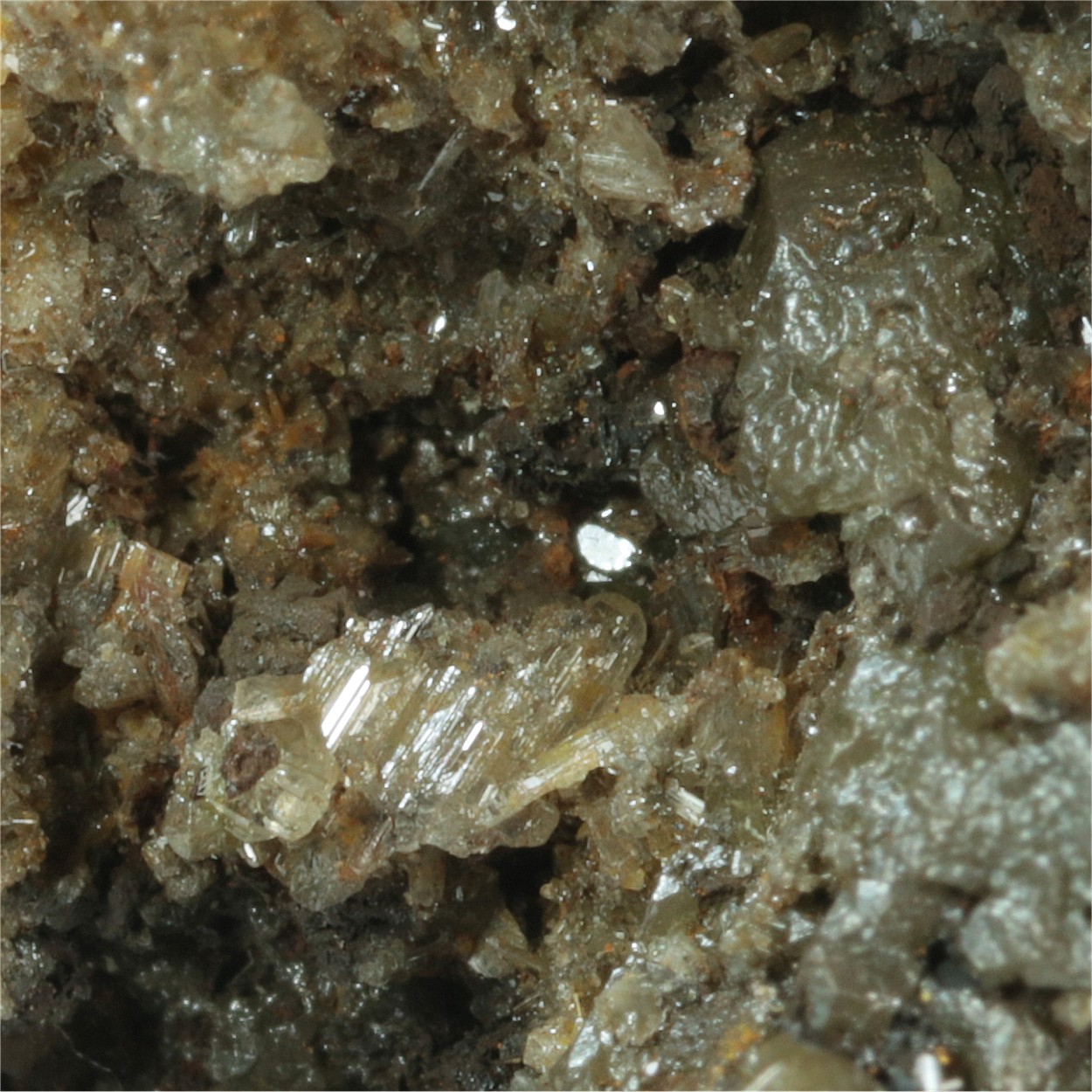 Chlorargyrite With Cerussite & Garnet Var Grossular