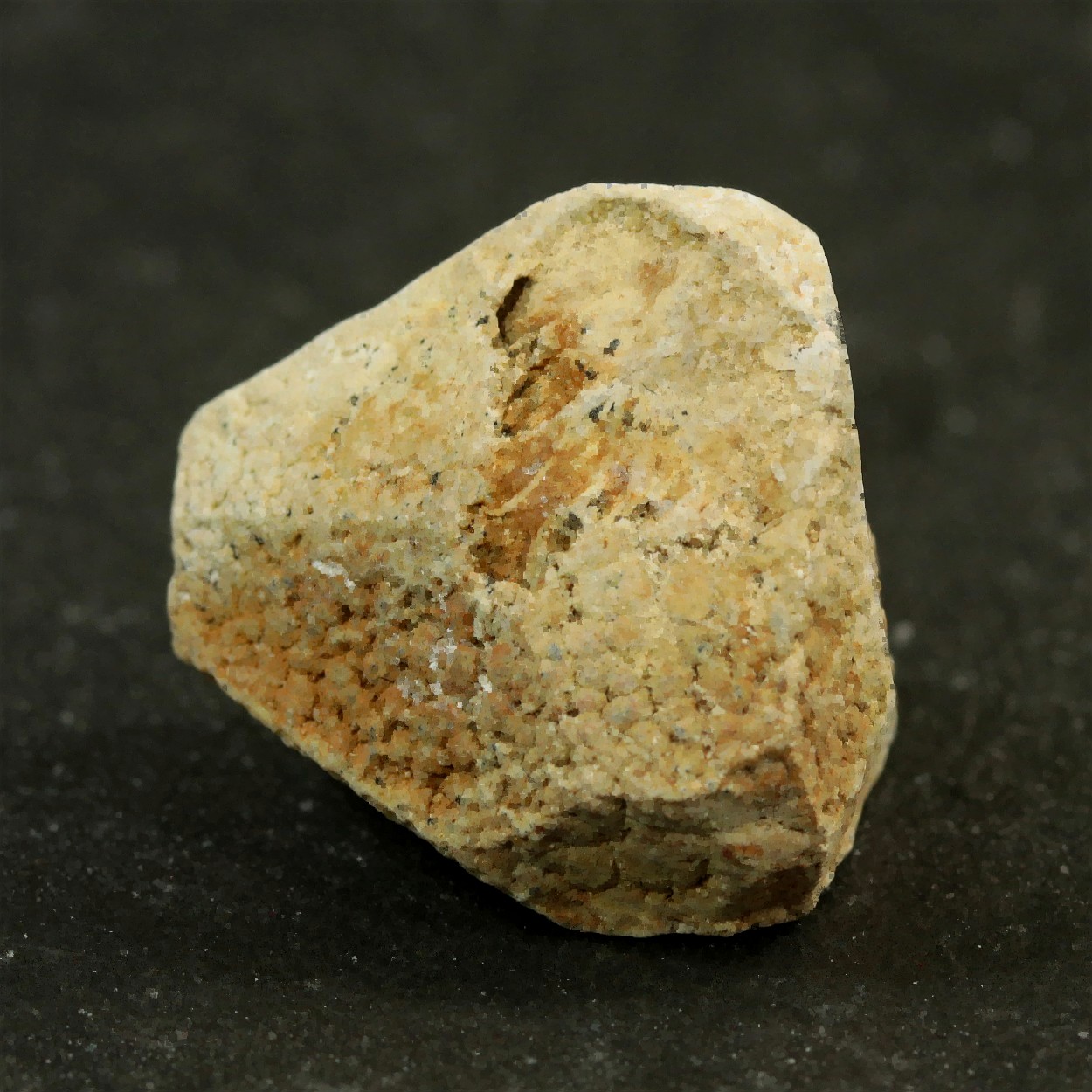 Garnet Var Achtaragdite