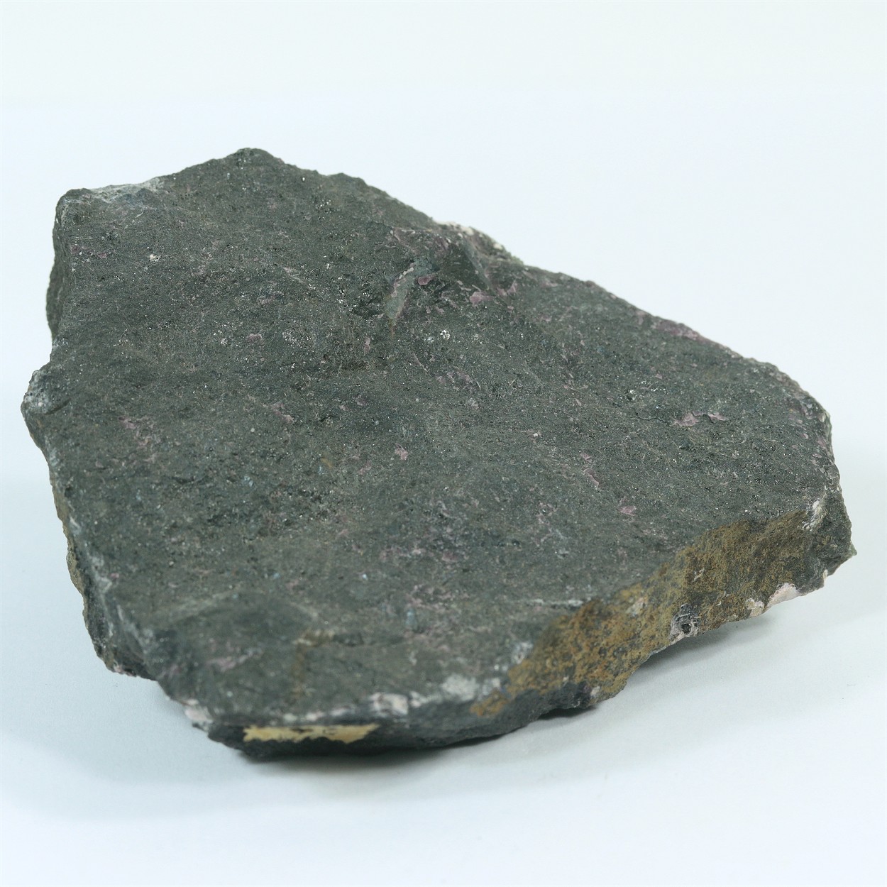 Chromite With Clinochlore