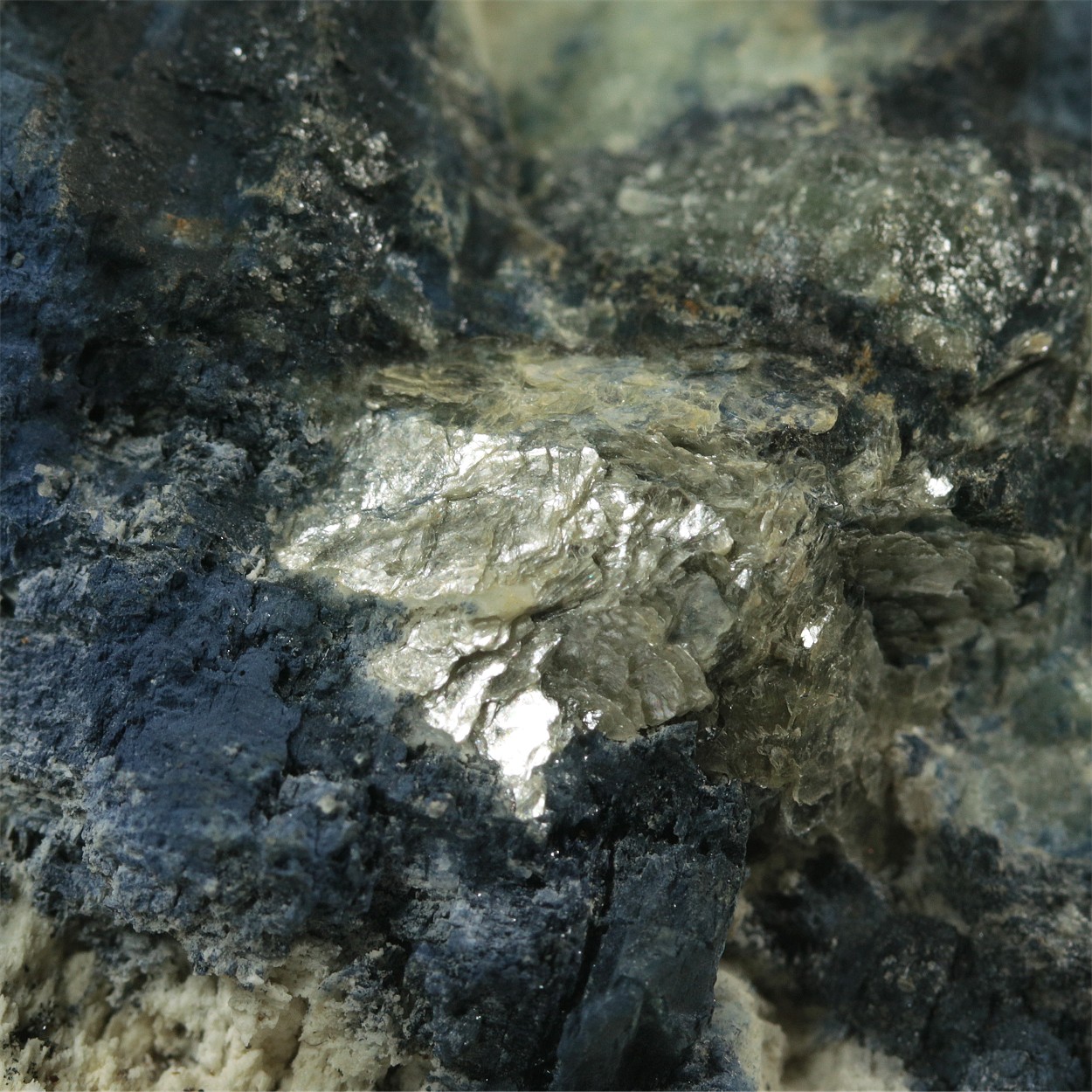 Phosphosiderite With Vivianite & Phosphophyllite