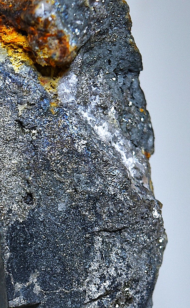 Native Bismuth In Arsenopyrite