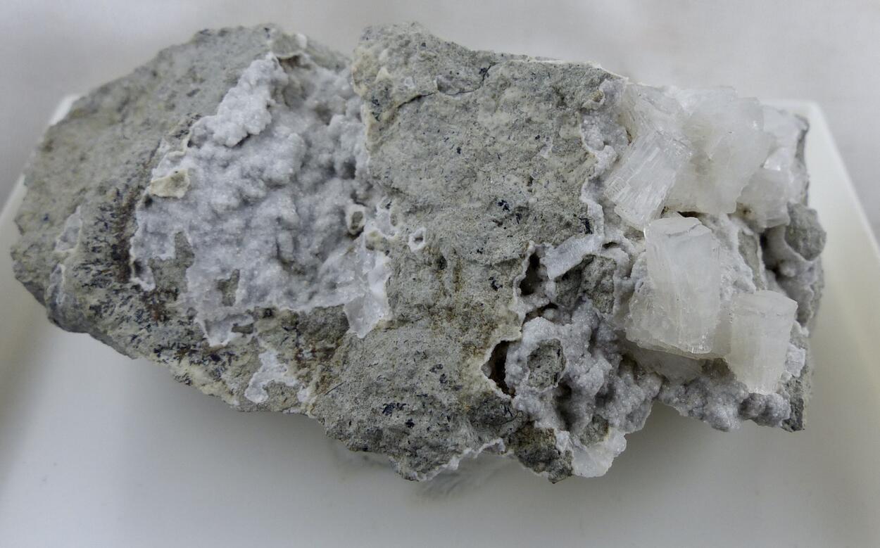 Thomsonite & Analcime