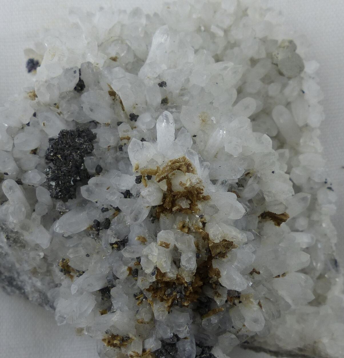 Quartz & Bournonite & Tetrahedrite