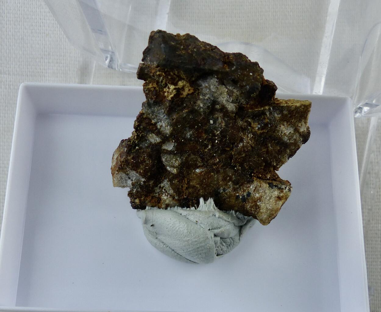 Barahonaite-(Fe) Arsenogoyazite Yukonite Scorodite