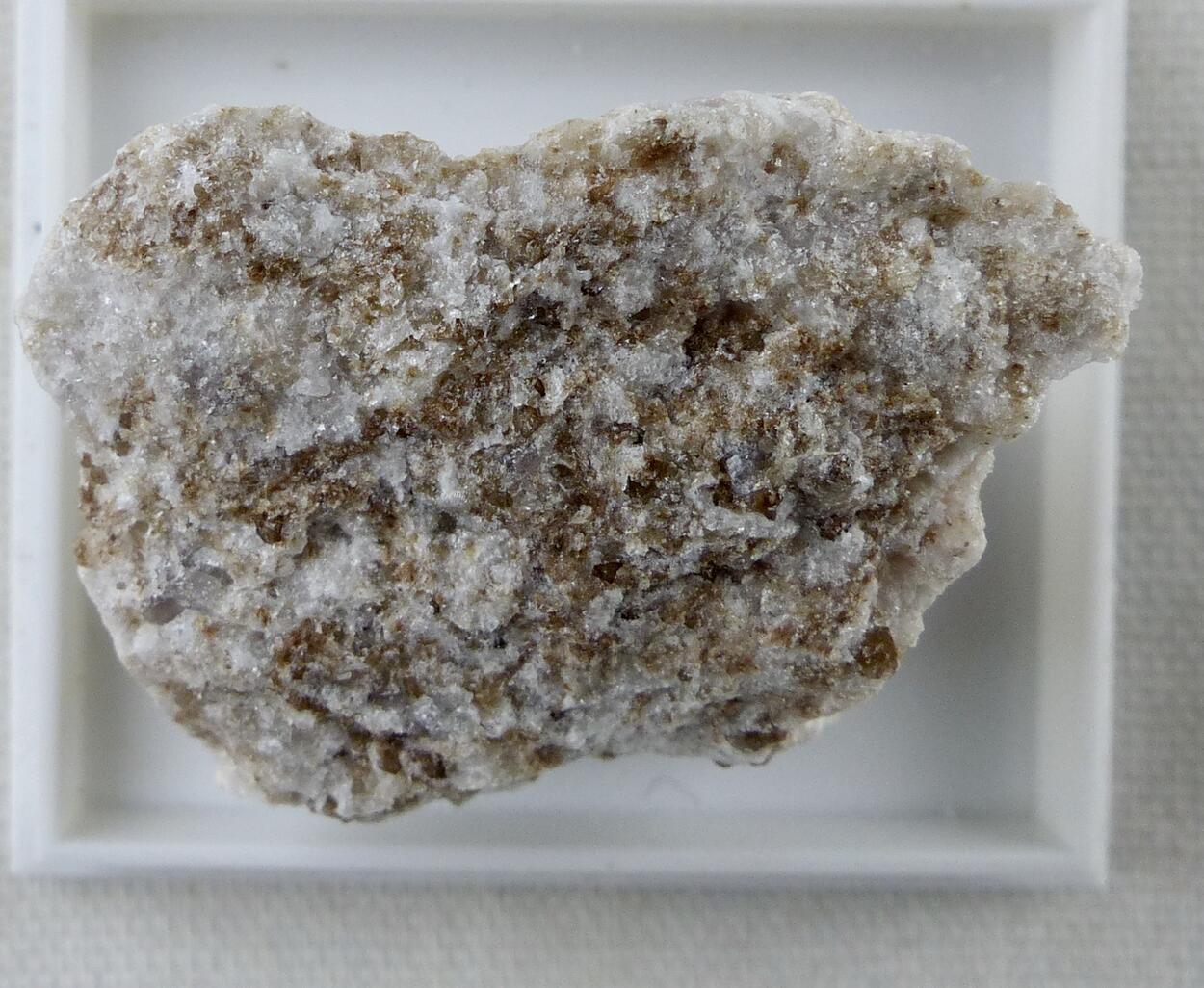 Zunyite