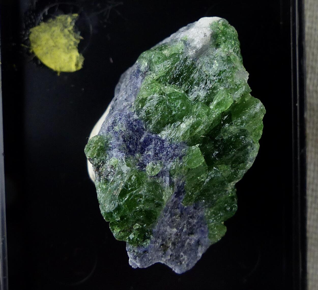 Tsavorite & Tanzanite