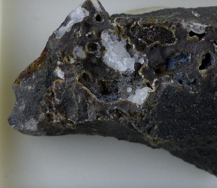 Montmorillonite & Calcite