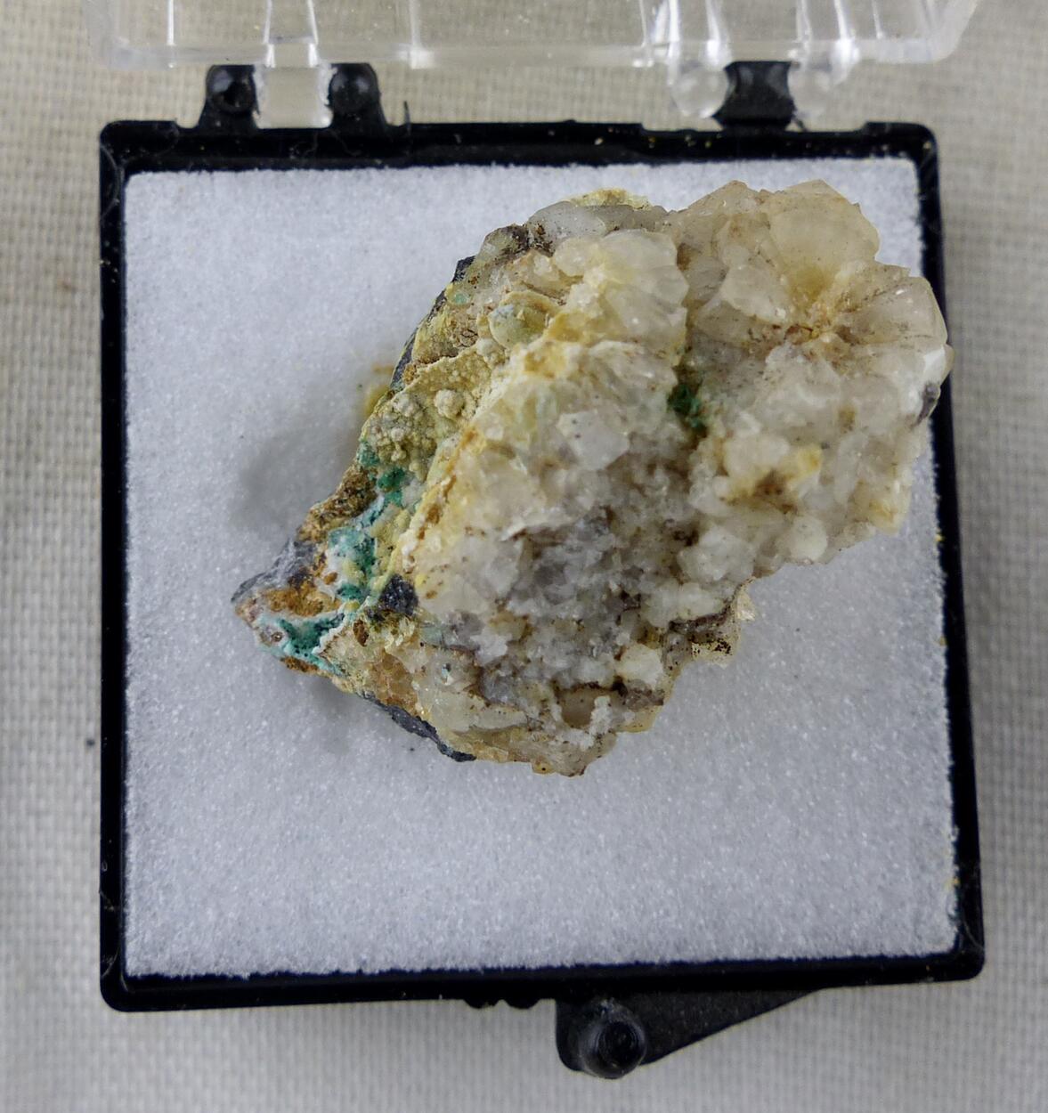 Smithsonite & Cerussite & Aurichalcite