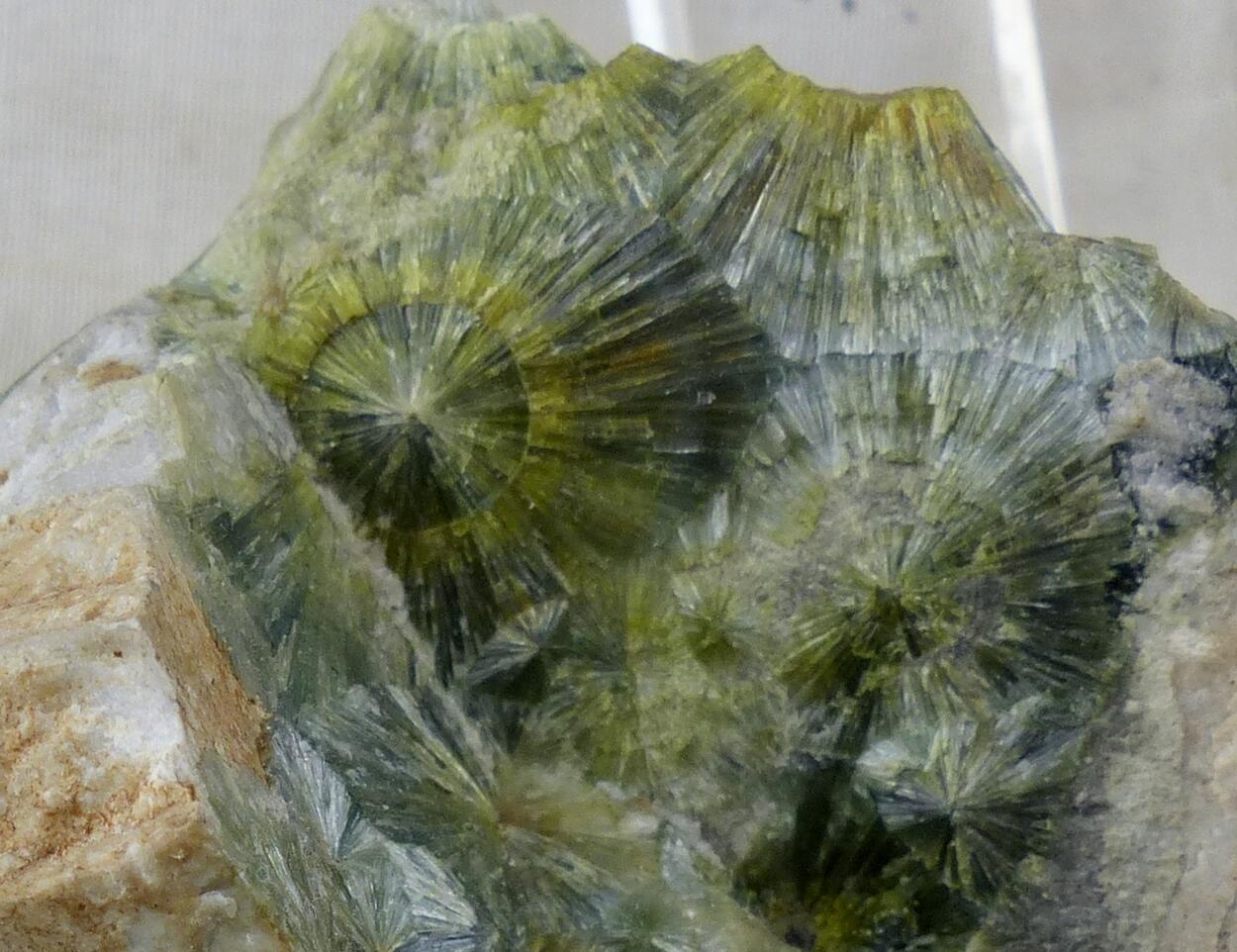 Wavellite