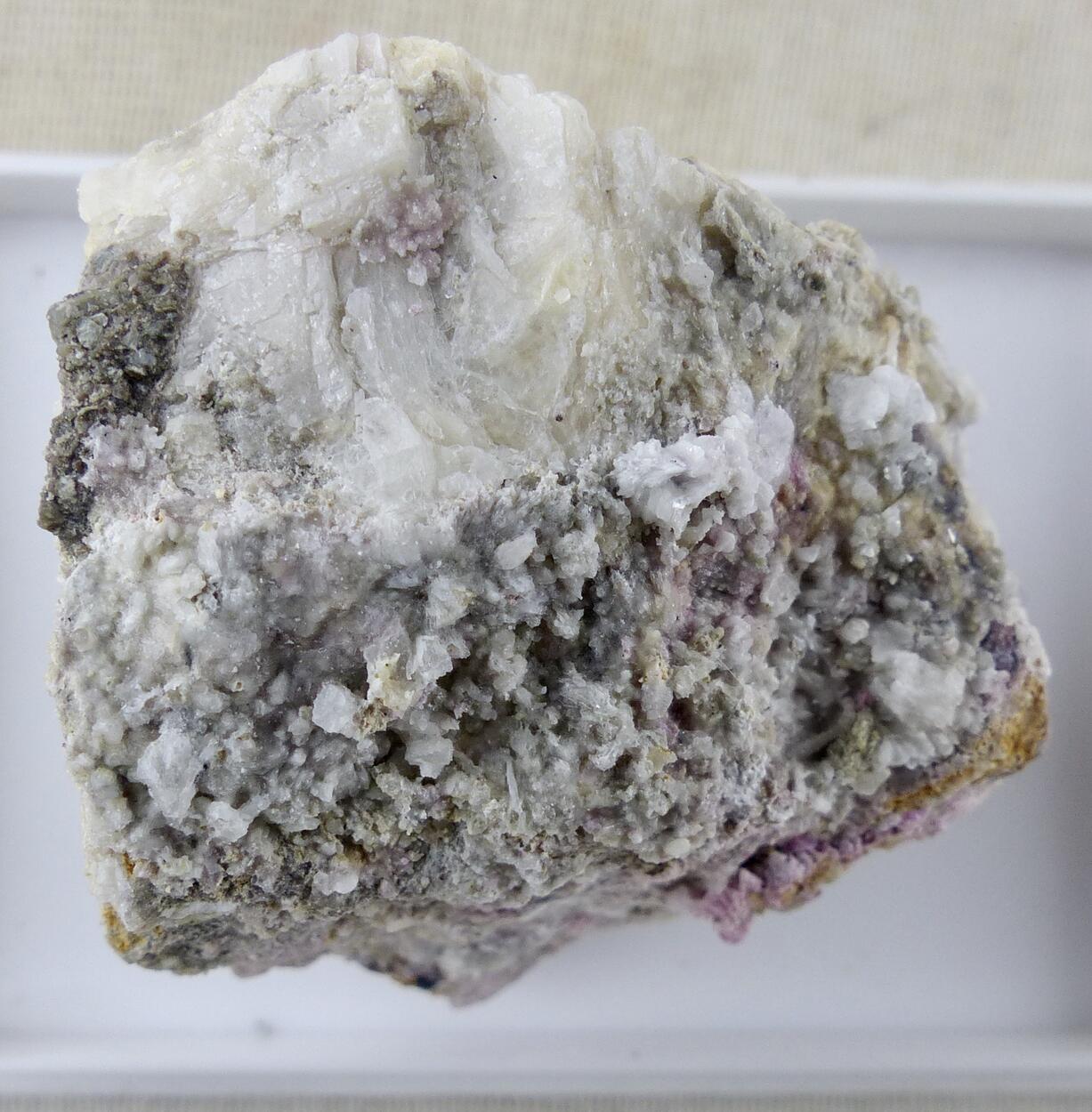 Sainfeldite & Pharmacolite & Picropharmacolite