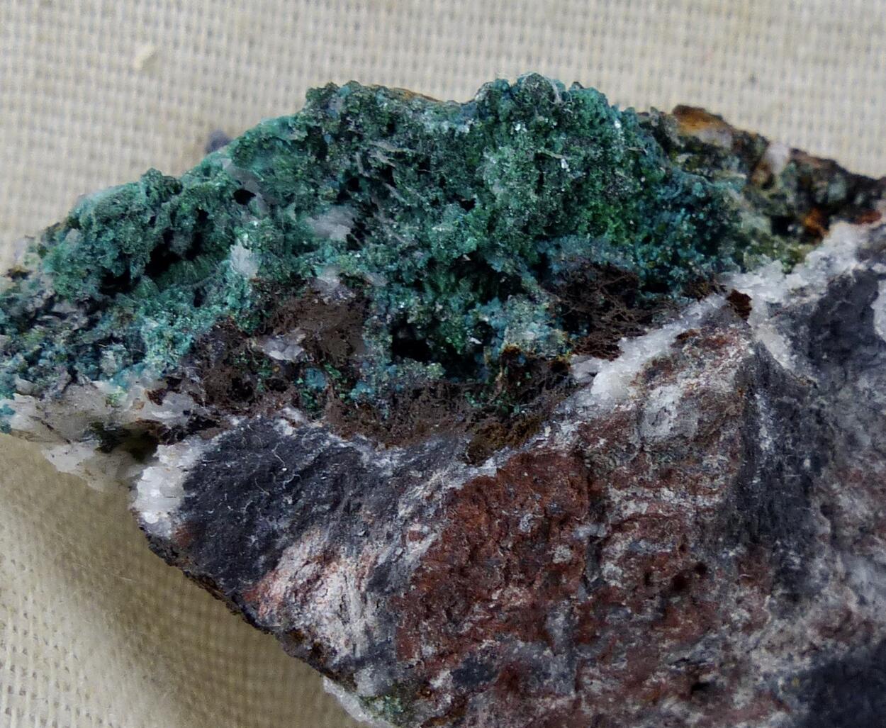 Libethenite