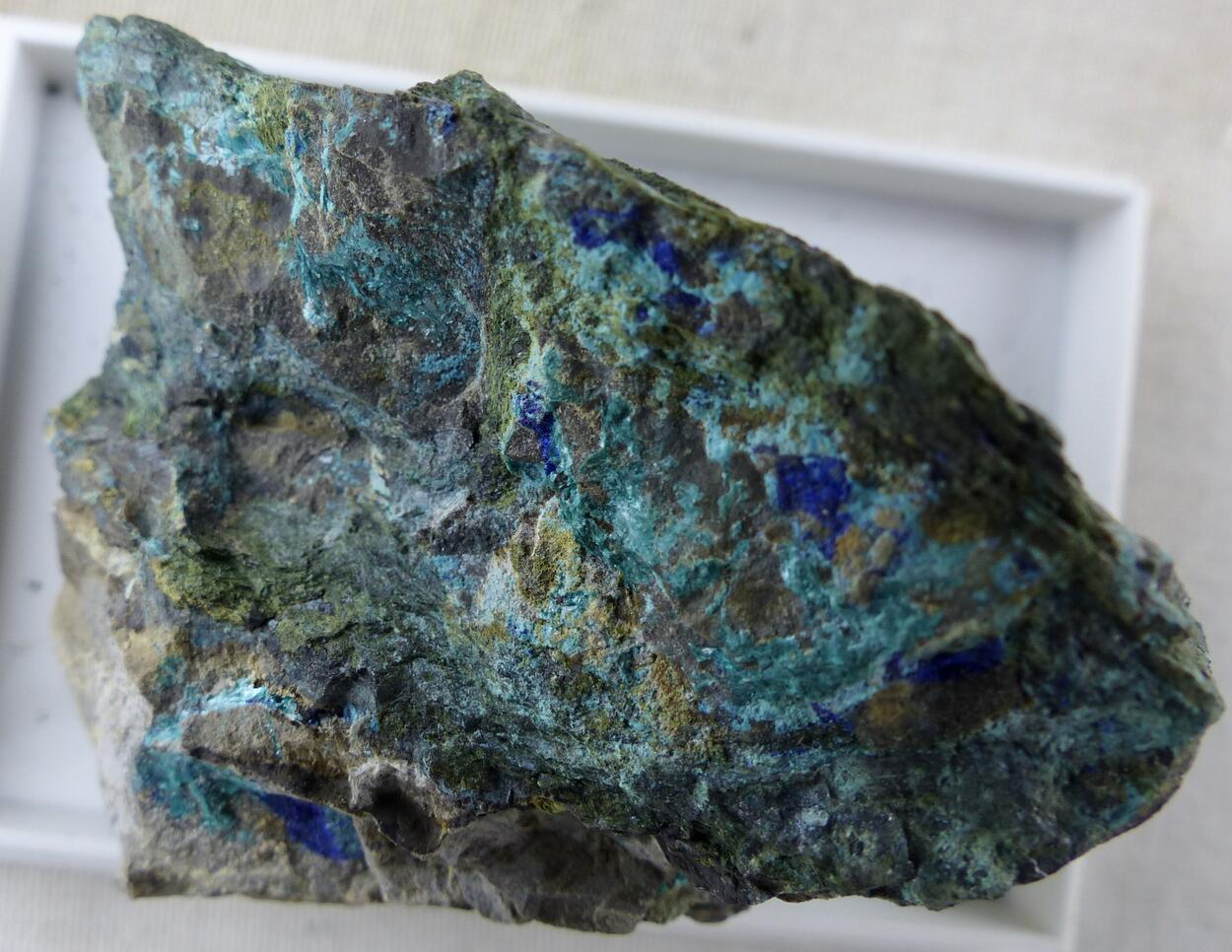 Tangdanite & Claraite & Tennantite & Parnauite