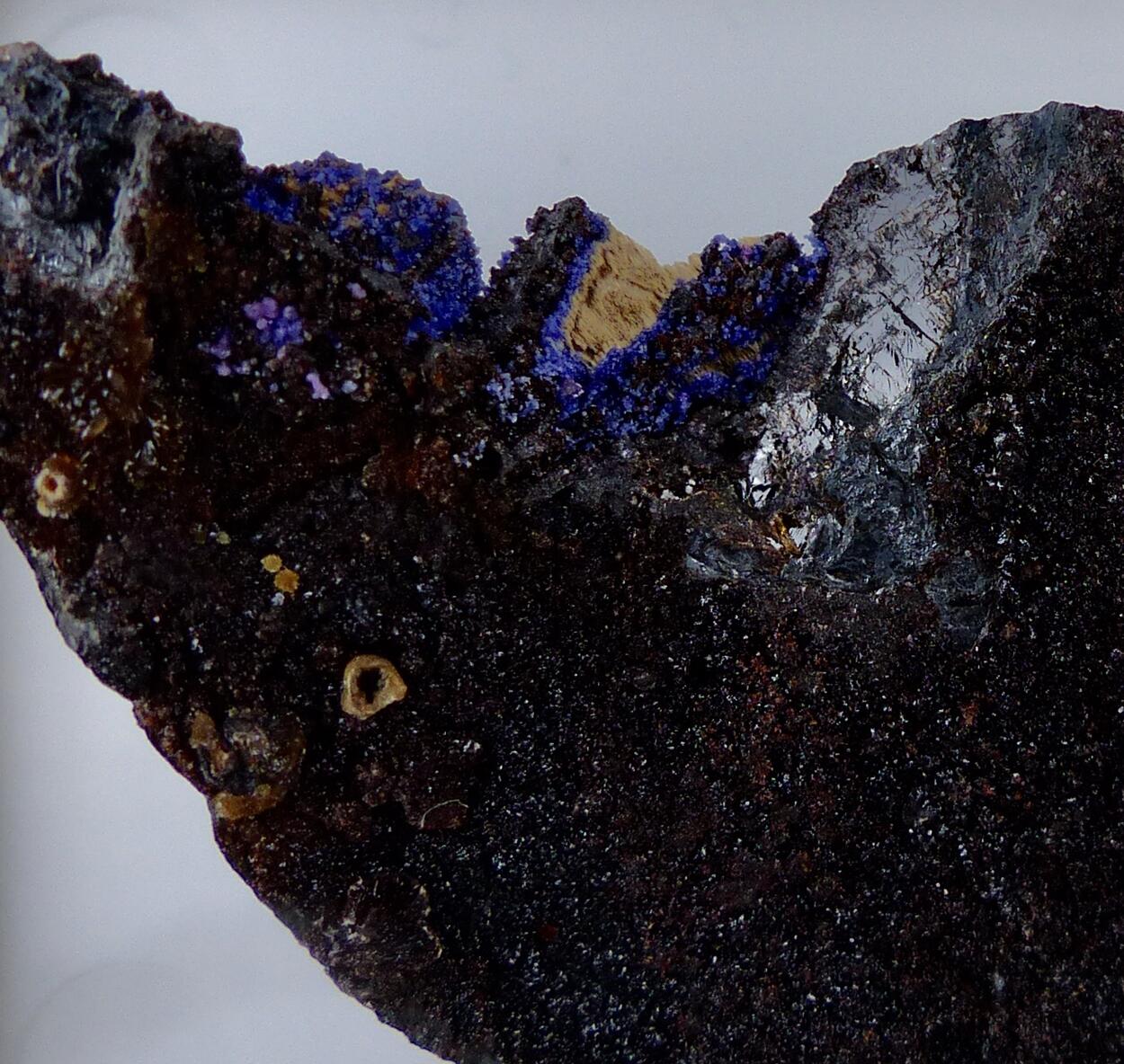 Faheyite & Bermanite & Strengite & Triplite